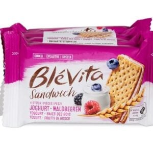 Blévita Sandwich Biscuits with Yoghurt & Forest Berries x 4
